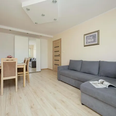 Cozy Suited For Remote Work By Renters Apartment