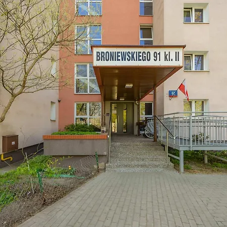 Cozy Suited For Remote Work By Renters Apartamento Varsovia